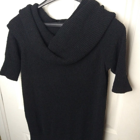 LOFT petites black cowl neck knitted short sleeve sweater. size SP - Picture 2 of 9